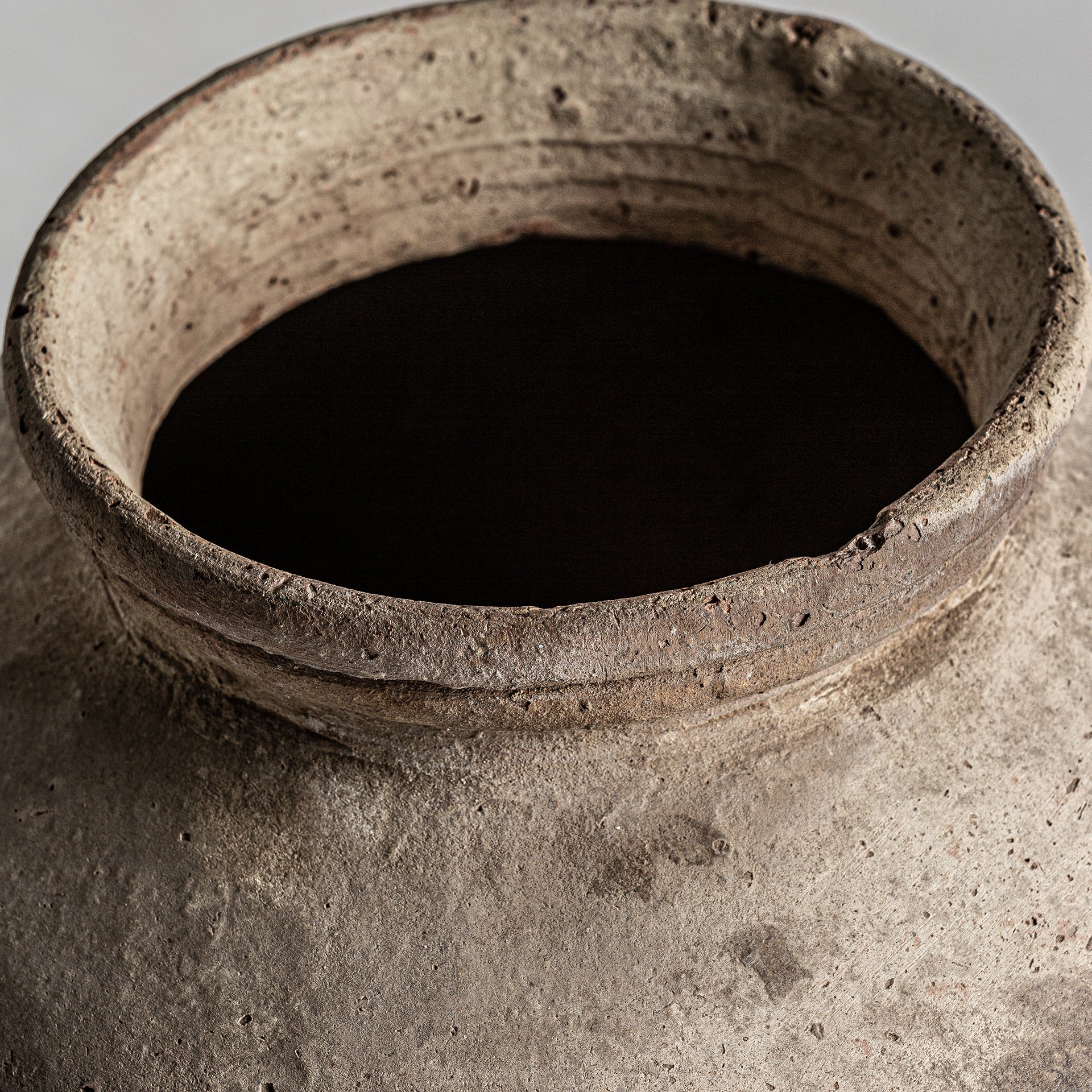 PHELLES VASE